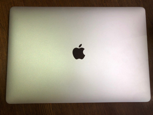 MacBook Pro i7 2.6GHz 15インチ（Late 2016）256GB SSD