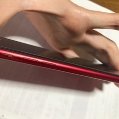 【値下げ】【美品】iPhone SE2 128㎇ レッド simフリーの画像