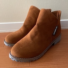 ショートブーツ　ブラウン未使用品