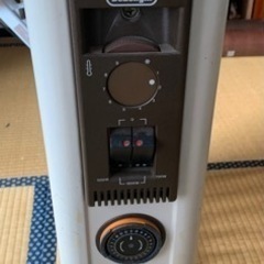 オイルヒーター　デロンギ　動作するジャンク　無料の画像