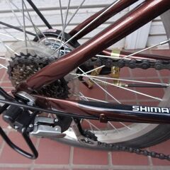【お買い上げありがとうございました】折りたたみ自転車　20インチ　自転車　6段切り替え　綺麗ですの画像