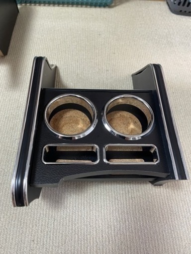 値下げしました！レガンス4点セット　ワイドハイエース用