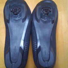 サイクルシューズ再々値下げ！SHIMANO(シマノ) RT500ML SPD ロードバイクシューズ 42(26.5cm) ブラック ESHRT5OC420SL00の画像