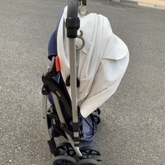 アップリカ　ラクーナライト　ベビーカーの画像