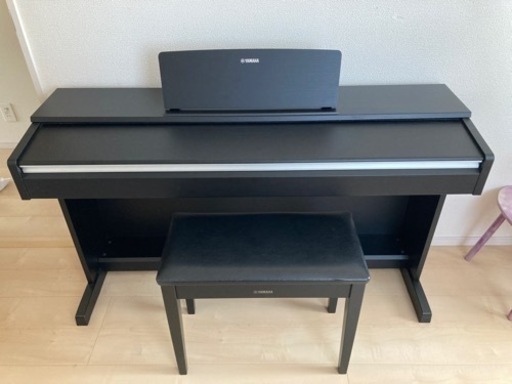 YAMAHA 電子ピアノ　ARIUS YDP142