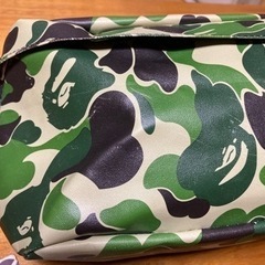 bape カモ柄 ウエストポーチ サコッシュ ボディバッグの画像