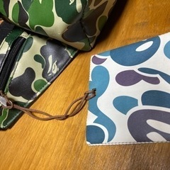 bape カモ柄 ウエストポーチ サコッシュ ボディバッグの画像