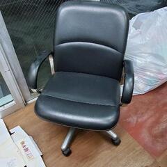 事務用　椅子　無料　引き取りにての画像