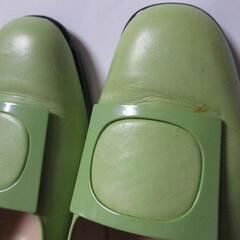ピエールバルマン◆ピスタチオ 黄緑色のパンプスシューズ　２４㎝◆の画像