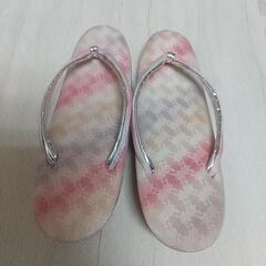 着物用の草履、バッグ、髪飾りのセットの画像
