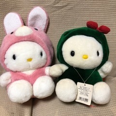 およそ20年前のハローキティ　着ぐるみのぬいぐるみの画像