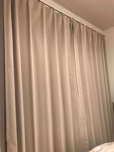 カーテンくれない（ミルクティー色）＋レースカーテン