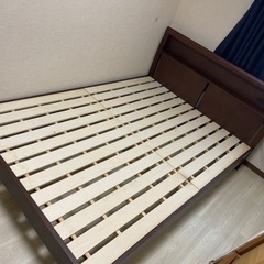 ダブルベットフレームの画像
