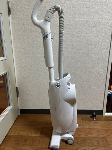 東芝製スティッククリーナー　値下げ 直接引き渡しでお願いします！