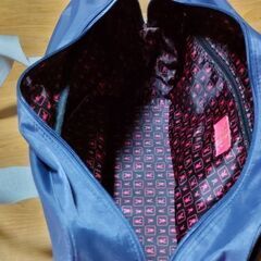 高校生のバックの画像