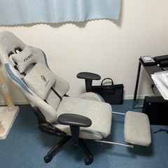ゲーミングチェアの画像