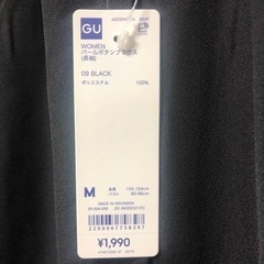 〔未使用〕GU パールボタンブラウス BLACK の画像