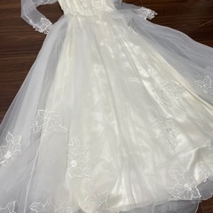 ウェディングドレス