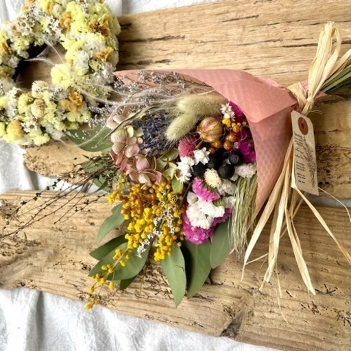 華やかスワッグ、ブーケにも