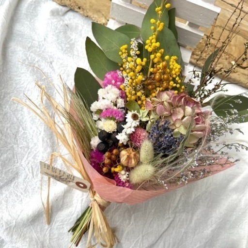 華やかスワッグ、ブーケにも