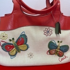 再値下げ　☆COACH 蝶々柄 ストローバッグ