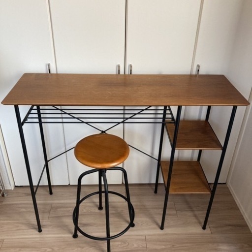 ダイニングテーブル パソコンデスクインダストリアル調、スツールセット