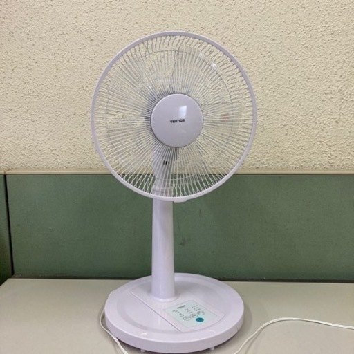 扇風機 30cm 首振り TEKNOS KI-1751(W)I リビング扇風機 おしゃれ 扇風機 小型 リビングファン ファン 冷房 リビング 夏 季節家電 簡単操作 涼しい シンプル 熱中症対策 換気 グッズ リビング 子供部屋 寝室 シンプル 5枚羽 テクノス