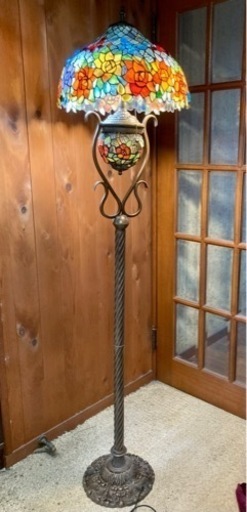 ステンドグラスフロアランプ薔薇