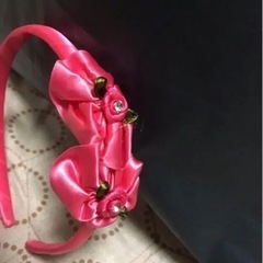 可愛いカチューシャ　美品の画像