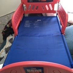 カーズのベッドの画像