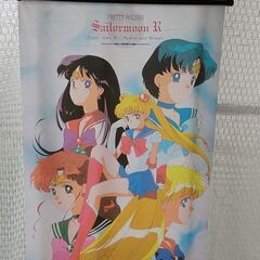 来訪早い順！無料🆓セーラームーンタペストリー