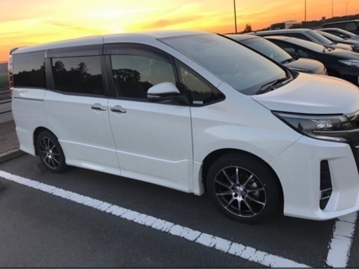 NOAH/VOXY ノア/ヴォクシー用タイヤホイル セット