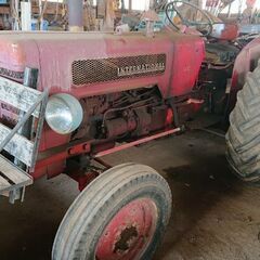 ご成約有難う御座います。　インターナショナル トラクター Ｂ275