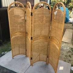 【お取引先決定】天然籐のパーテーション　4連　ラタン衝立　ついた...