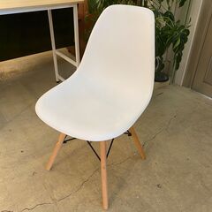 宇都宮でオシャレな家具を探すなら『オトワリバース！』シェルチェア...