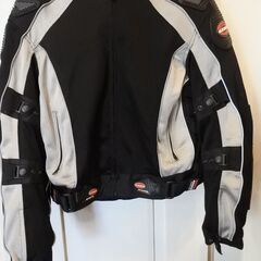 【値下げしました】バイク用ツーリングジャケット ６GEAR シッ...