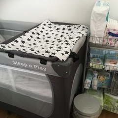 ハウクベビーベッドの画像