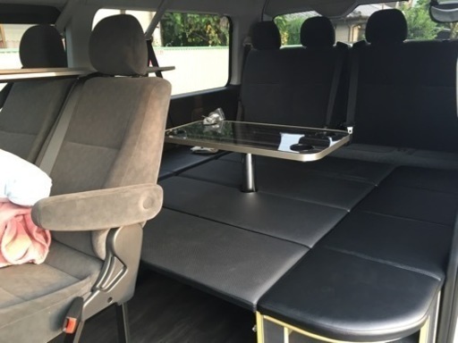 ハイエースワゴンGL ベッドキット&センターテーブル