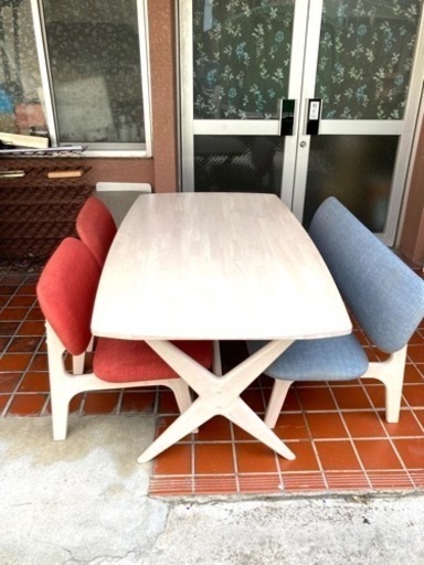 ダイニングテーブルセット　イスとテーブルセット　ナチュラル