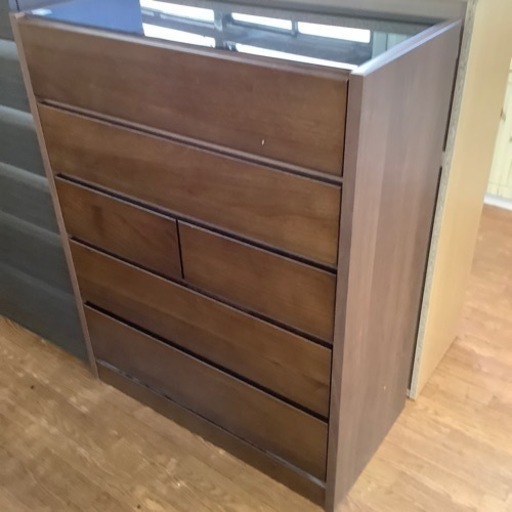 5段チェスト  ブラウン ガラス天板