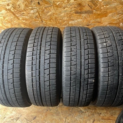 バリ山　YOKOHAMA IG50プラス　215/55R17 スタッドレス　タイヤ　2015年製