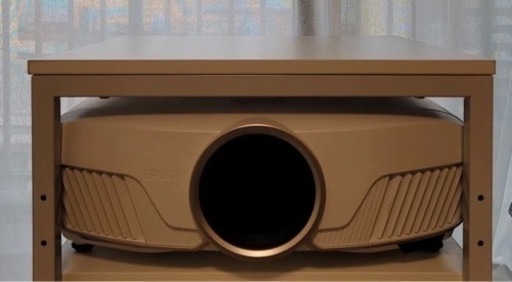 EPSON dreamio 4Kホームプロジェクター