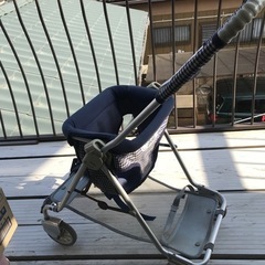 ベビーカー　