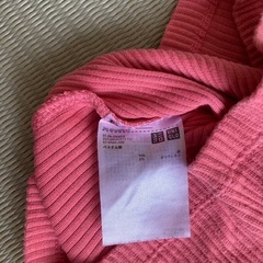 UNIQLO ピンクボートネックネックカットソー　Sの画像