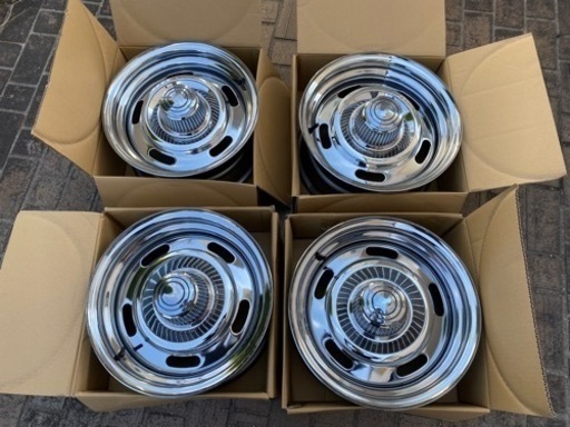 ジャンク　クロームラリーホイール４本センターキャップ付き 15インチ 7J 6H 139.7(+6)