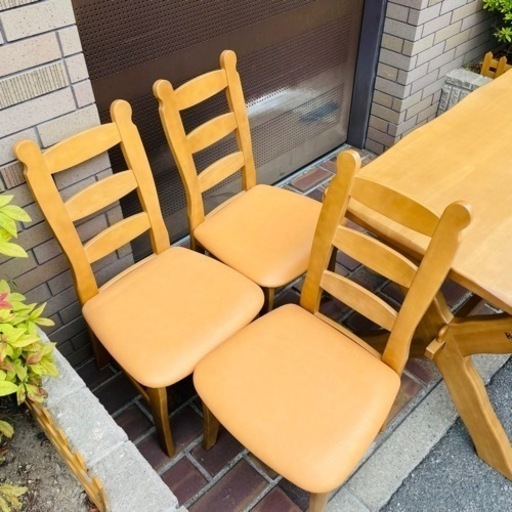 カリモク　RUSTIC ダイニングテーブル　