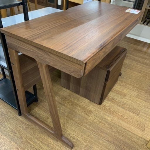 デスク【店頭取引限定】【中古品】早い者勝ち！?足立区近郊配送可能！