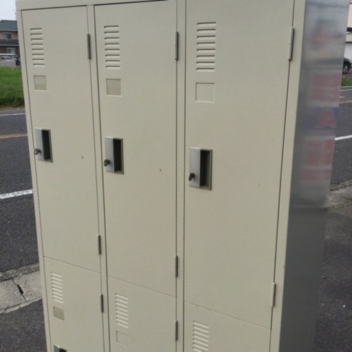 中古　6人用　ロッカー　幅90　　奥行51.5　　高さ179　 （ｃｍ）　3列2段　カギ　各1個