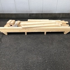 フィンランド産の輸入用パレットと木材を差し上げます！