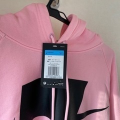 NIKEパーカーの画像